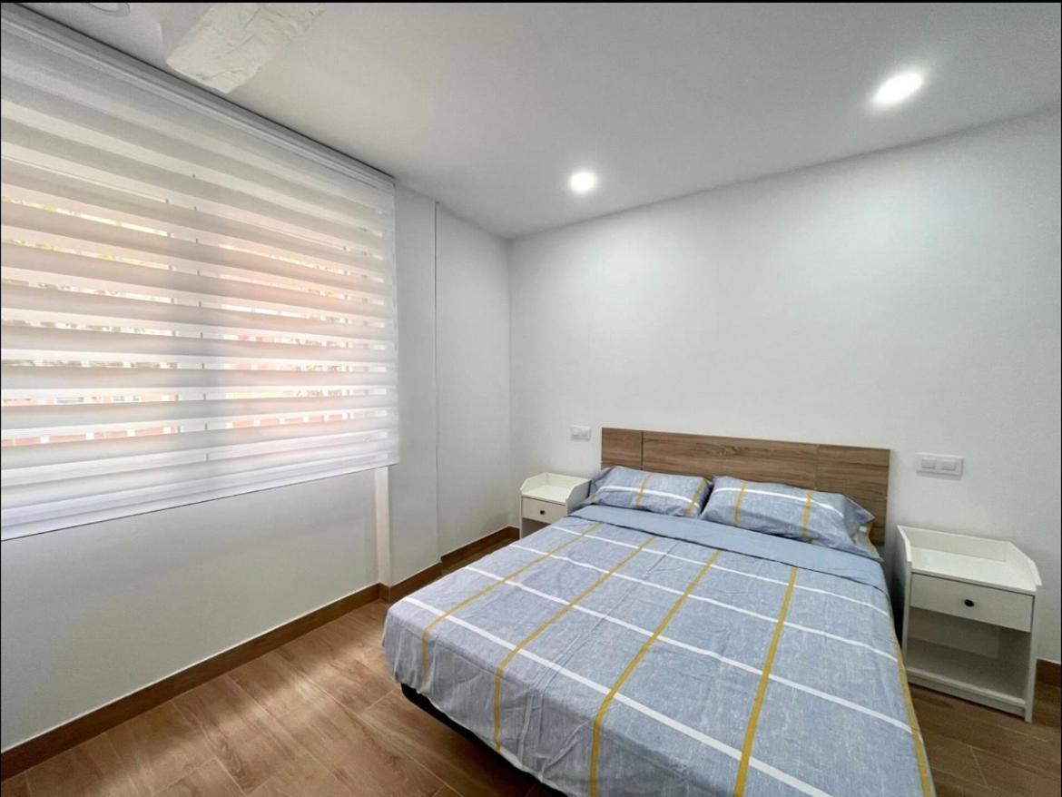 Maximilian Dreams Apartment Madrid Exterior photo